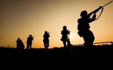 从军行写作文7篇