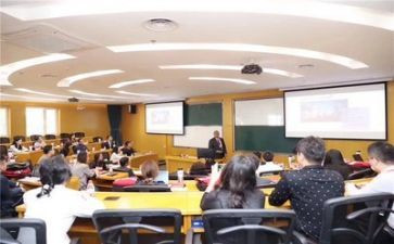 大学优秀作文模板5篇