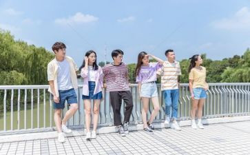 大学月工作总结8篇