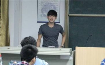 大学班长月工作总结推荐5篇