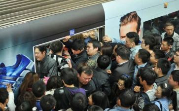大班防拥挤踩踏安全教案7篇