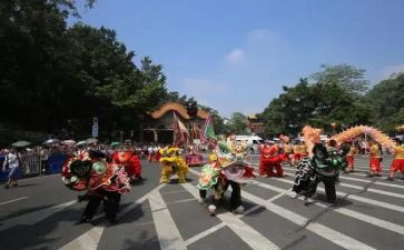 关于传统节日的做作文参考8篇