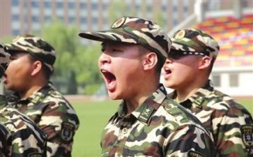 军训关于军训的作文5篇