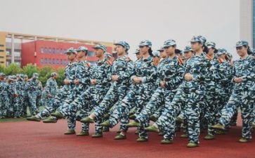 军训的我作文600字最新6篇