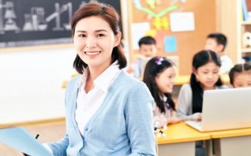我的体育老师作文作文8篇