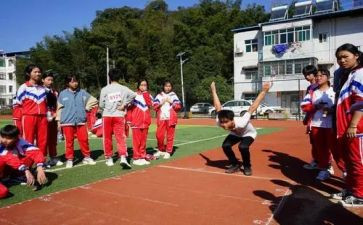 立定跳远小学教案6篇