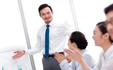 对领导工作报告的总结5篇
