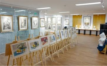 美术教师的年度工作总结模板5篇