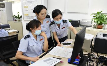 行政人员试用期工作总结7篇