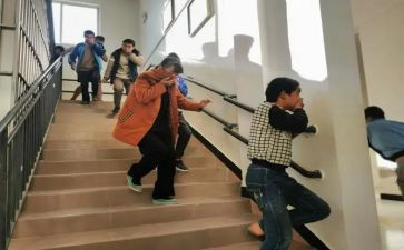 学校消防演练前的讲话稿8篇