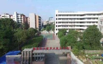 我的职校园生活作文参考7篇